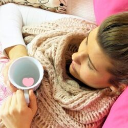 COLD, FLU AND ACUTE SINUSITIS – Symptoms, Causes, and The 12 Most Effective Home Remedies To Get Rid Of Cold, Flu and Acute Sinusitis Fast
